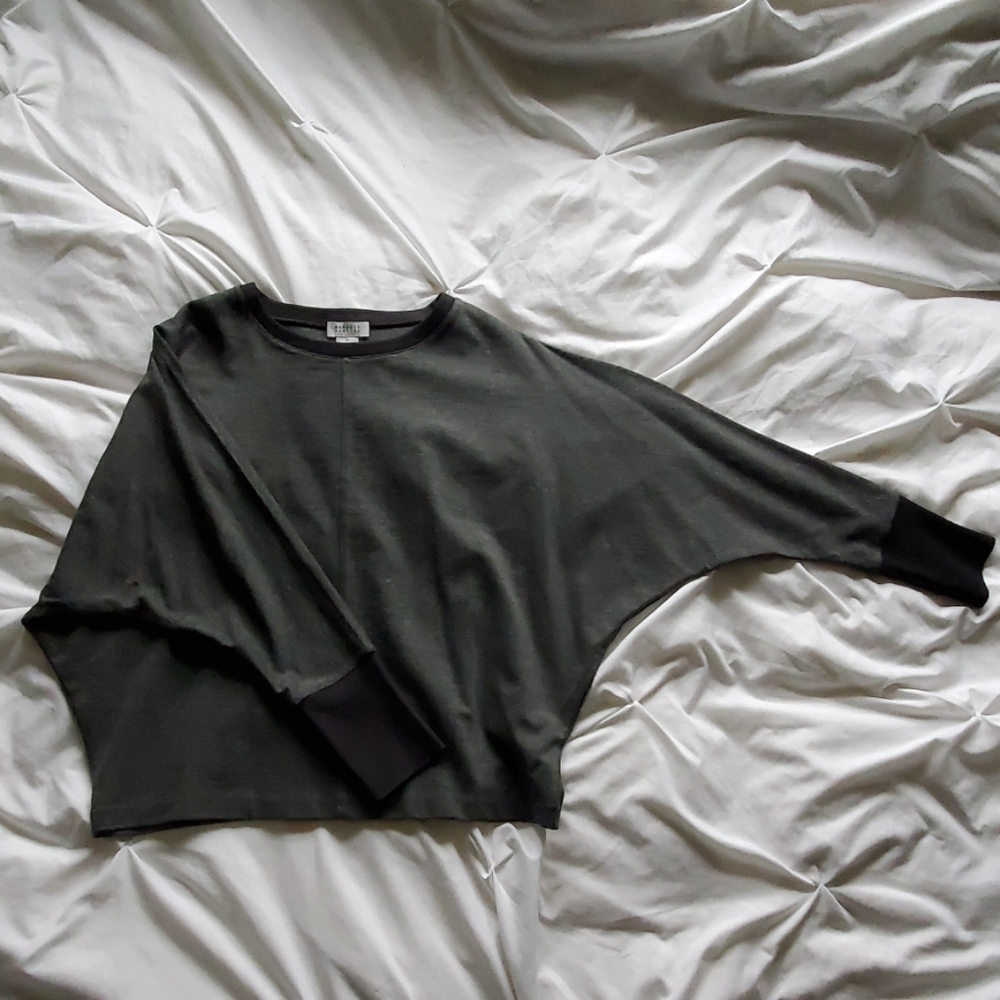 Barney's oversize top